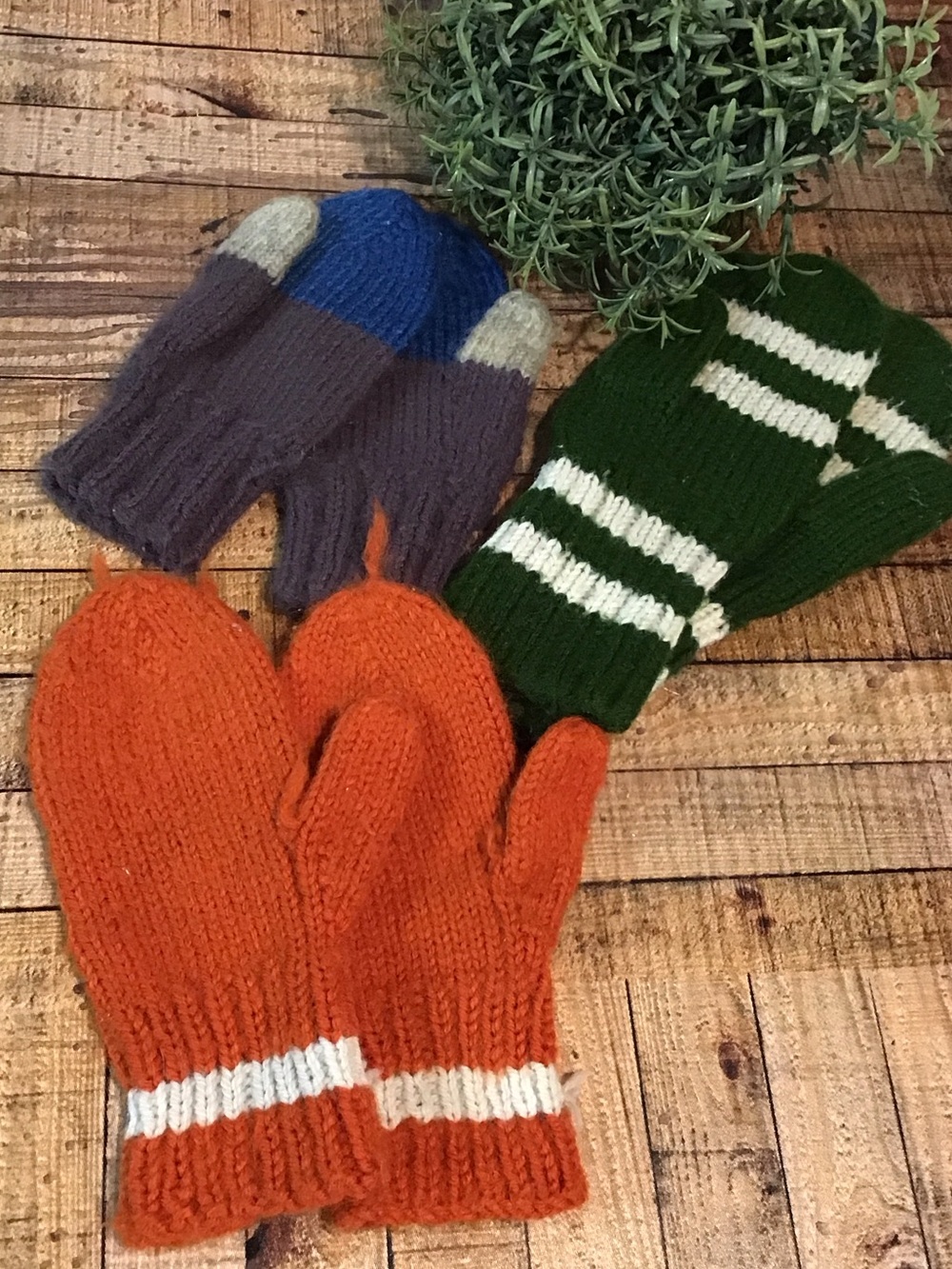 ♥️5/25$ Children’s hand knit wool mittens